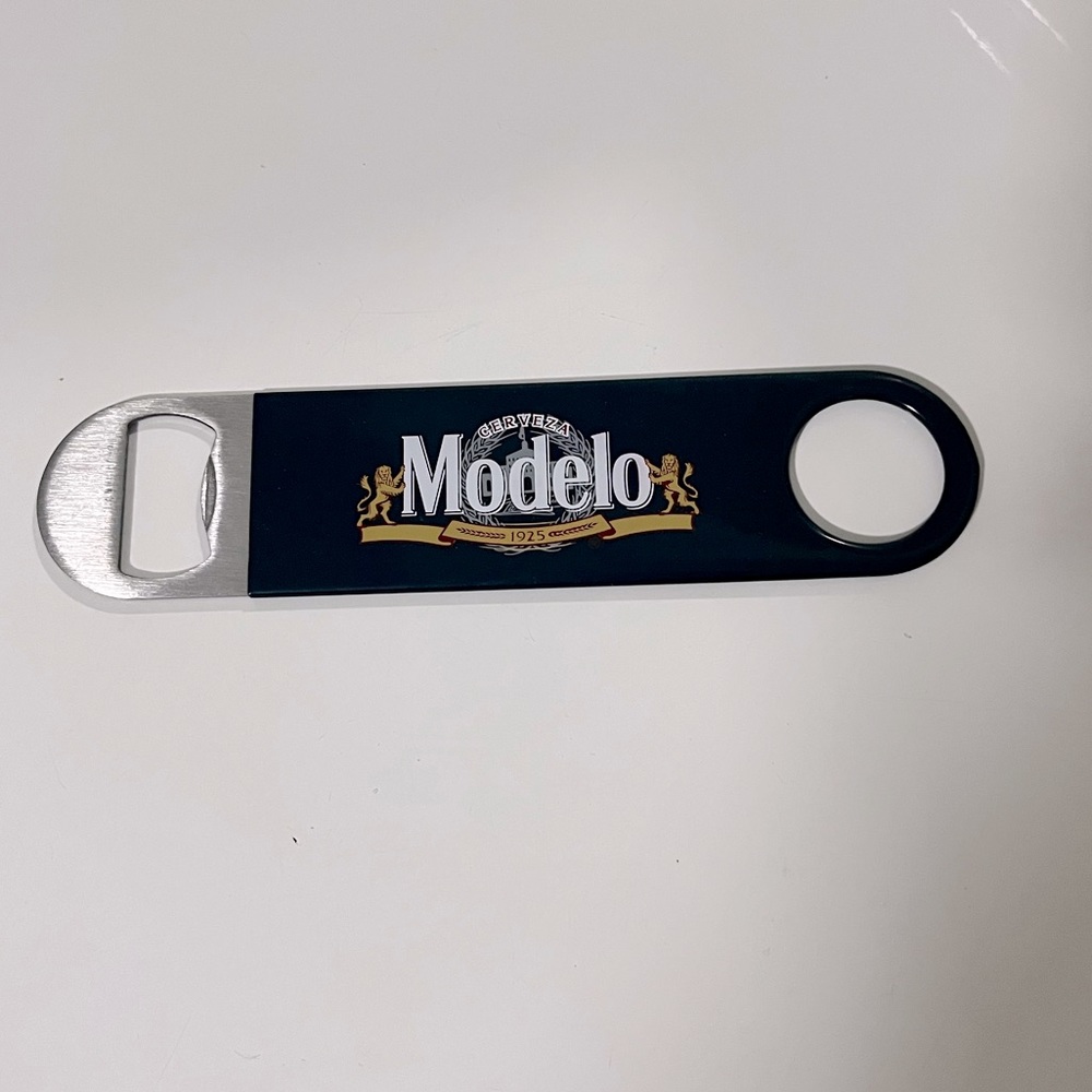 🆕 Modelo full metal rubber grip speed bottle opener bartender bar key